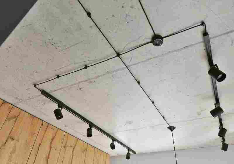 Потолок в стиле лофт: лучшие материалы, правильный декор, варианты оформления для разных комнат