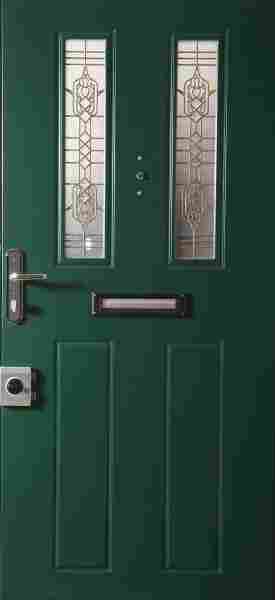 Входная дверь для загородного дома: 5 критериев выбора