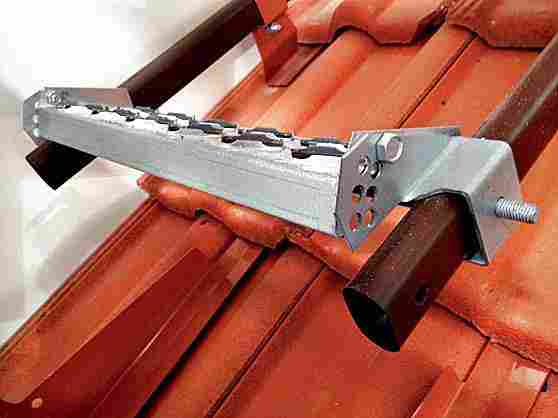 Как организовать элементы безопасности кровли