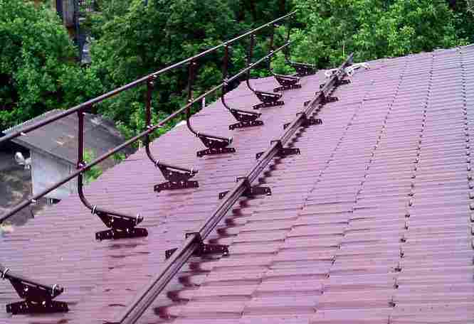 Как организовать элементы безопасности кровли