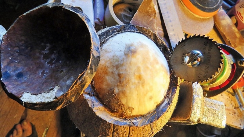 Как сделать бра своими руками - плафон для светильника из кокоса