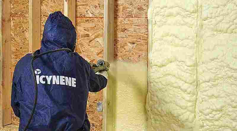 Быстро твердеющая полиуретановая пена: все, что надо знать о современном утеплителе