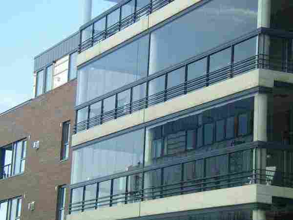 Безрамное остекление балконов