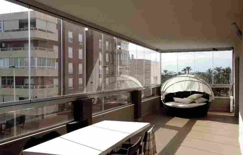 Безрамное остекление балконов