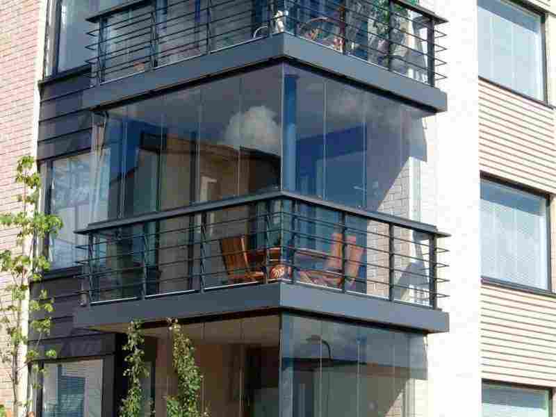 Безрамное остекление балконов