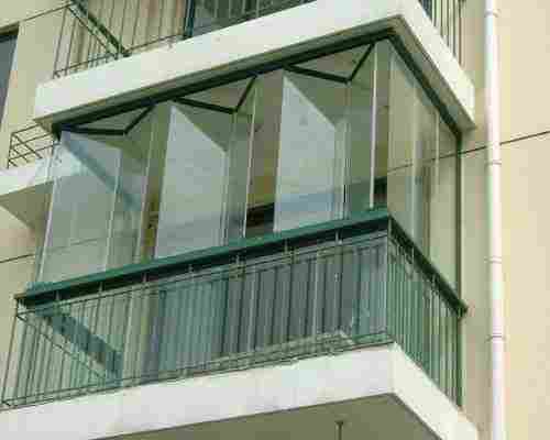 Безрамное остекление балконов