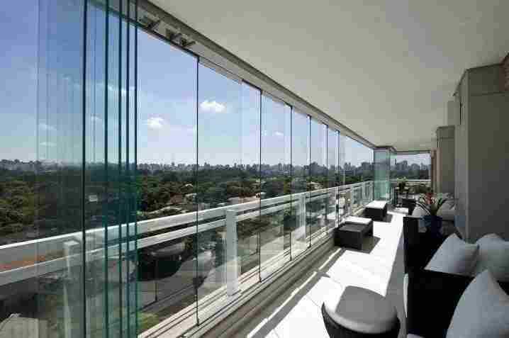 Безрамное остекление балконов