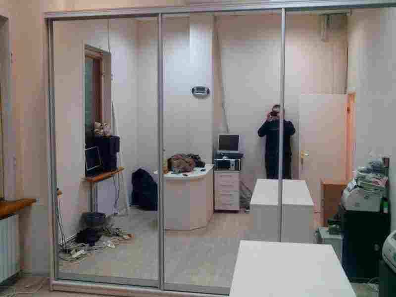 Шкаф-купе в спальню и его внутренне наполнение