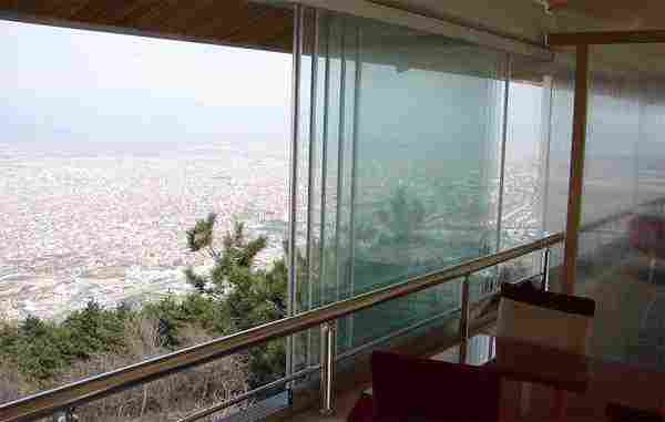 Безрамное остекление балконов