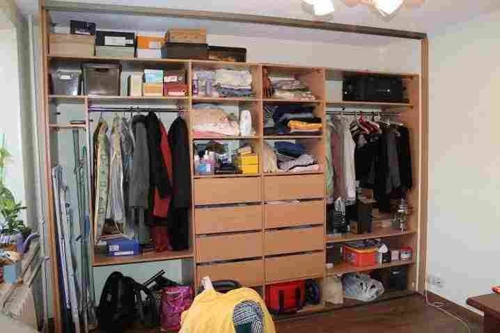 Шкаф-купе в спальню и его внутренне наполнение