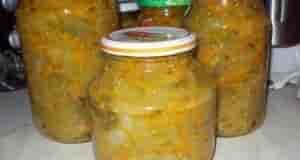 Чудная закусочка из зелёных помидорчиков. Зимой идёт «на ура». Рецепт очень простой, а результат…