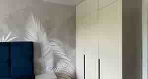 Фурнитура: завесы с плавной доводкой Blum, направляющие скрытого монтажа DTC, врезная ручка Cosma браш…