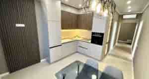 Под ремонт большая стильная 2 комнатная квартира. Площадь квартиры — 65 м2. Большая терраса….