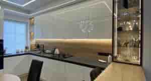 Друзья, всем привет. Хочу показать свою кухню сразу после монтажа. Уже немного обжили кухню….