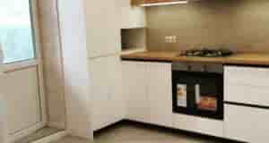 Новенькая 2 комнатная квартира, площадью 70 м. Просторная кухня-гостиная 17 кв.м с кухонным гарнитуром…