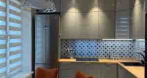 Вот такая красота получилась. Шикарная кухня в глянцевой эмали. Холодильник не встраивали, потому в…