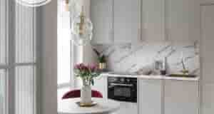 «Интерьер выполнен в стиле современной классики — хотелось привнести нотку атмосферы Санкт-Петербурга с его…