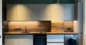 Стеновая панель и столешница — Эггер. Вся фурнитура Блюм. Шикарная кухня за свои деньги….