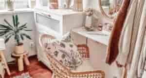 Небольшой, уютный уголок для девушки. Очень хороший пример. Даже из небольшой площади можно взять…