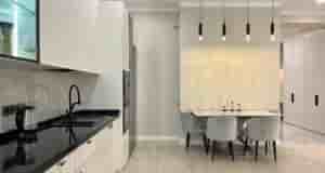 Шикарная 3-комнатная квартира с дизайнерским ремонтом. В квартире сделан качественный ремонт из дорогих материалов….